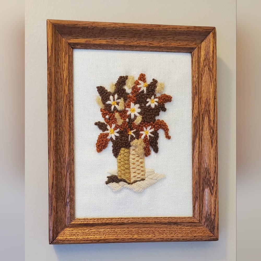 Vintage crewel embroidery - Picture 1 of 3